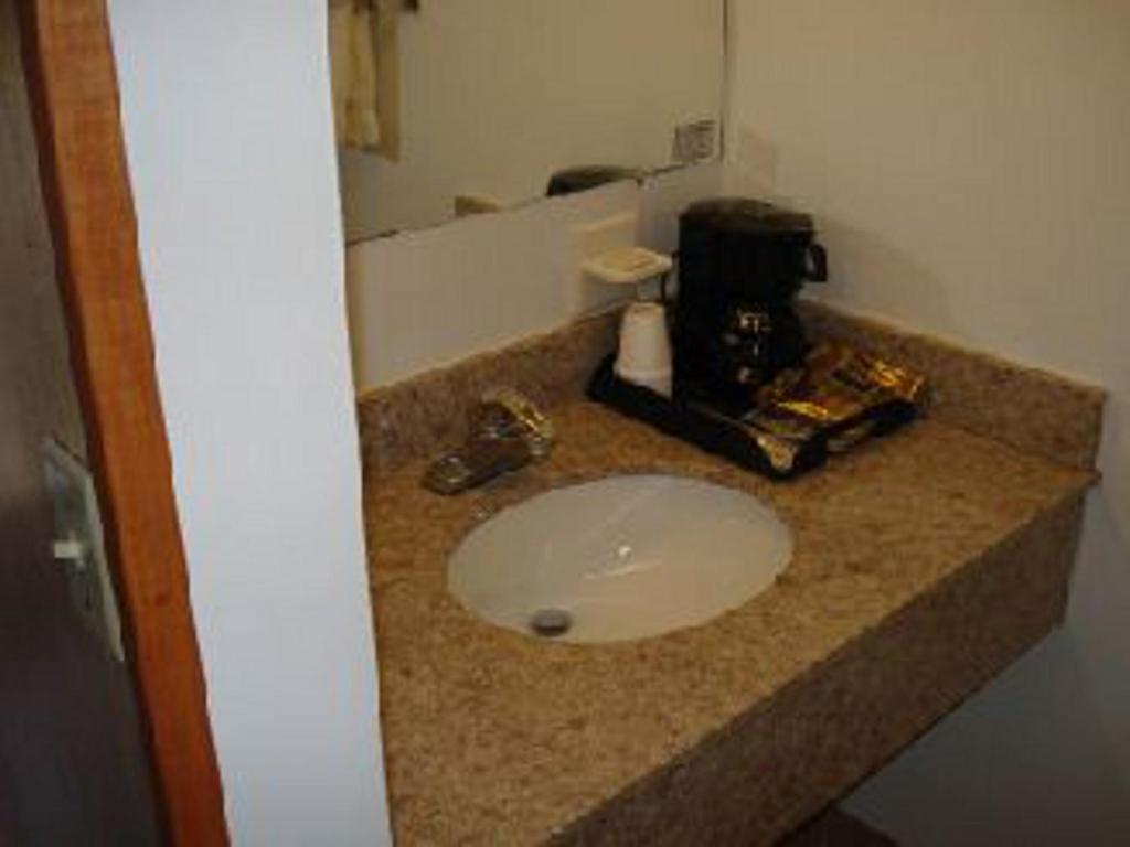 Harbor Base Inn Newport Habitación foto