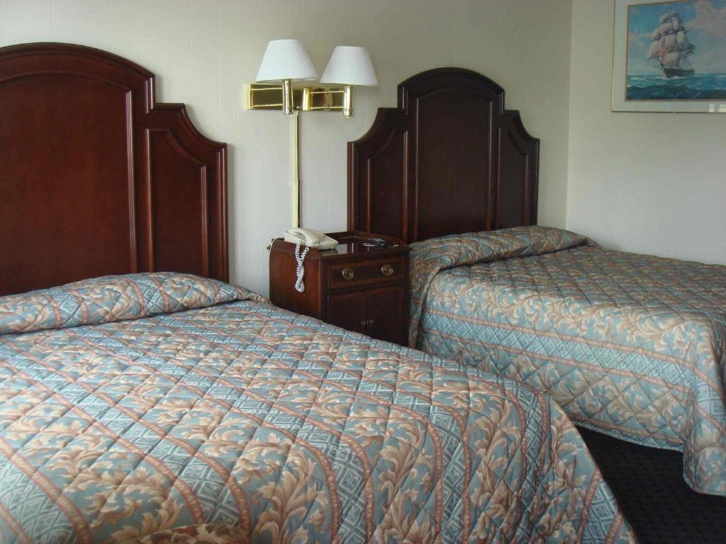 Harbor Base Inn Newport Habitación foto